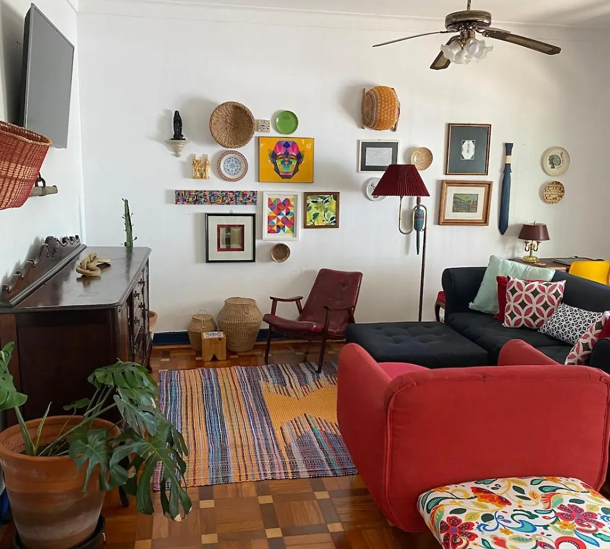 Casa Vintage Cm Garagem/ 2 Quartos + 1 Suite Fortaleza  Fortaleza (Ceara)