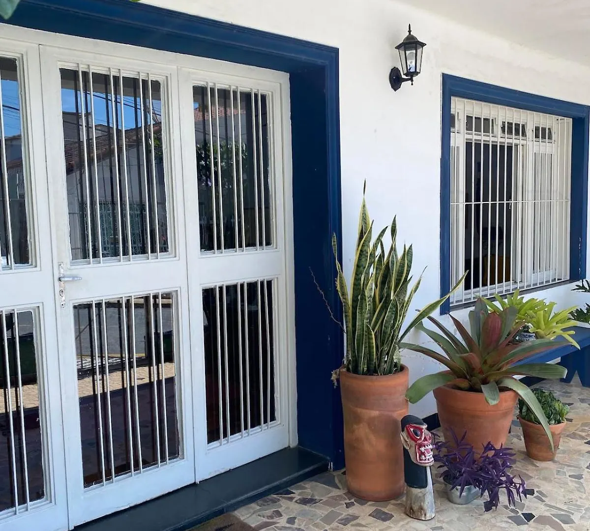 Casa Vintage Cm Garagem/ 2 Quartos + 1 Suite Fortaleza  Brazil