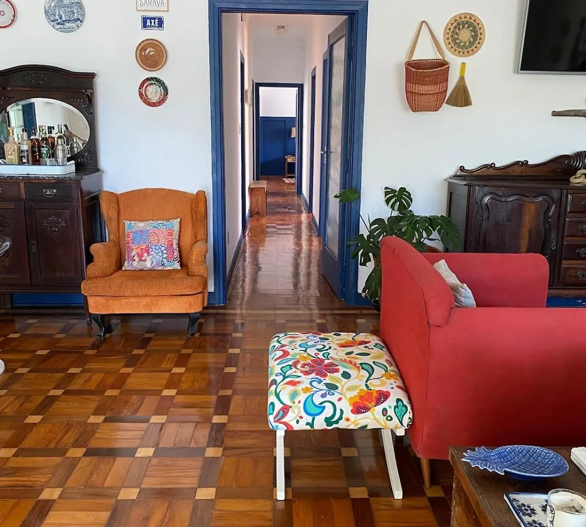 Casa Vintage Cm Garagem/ 2 Quartos + 1 Suite Fortaleza  Fortaleza (Ceara)